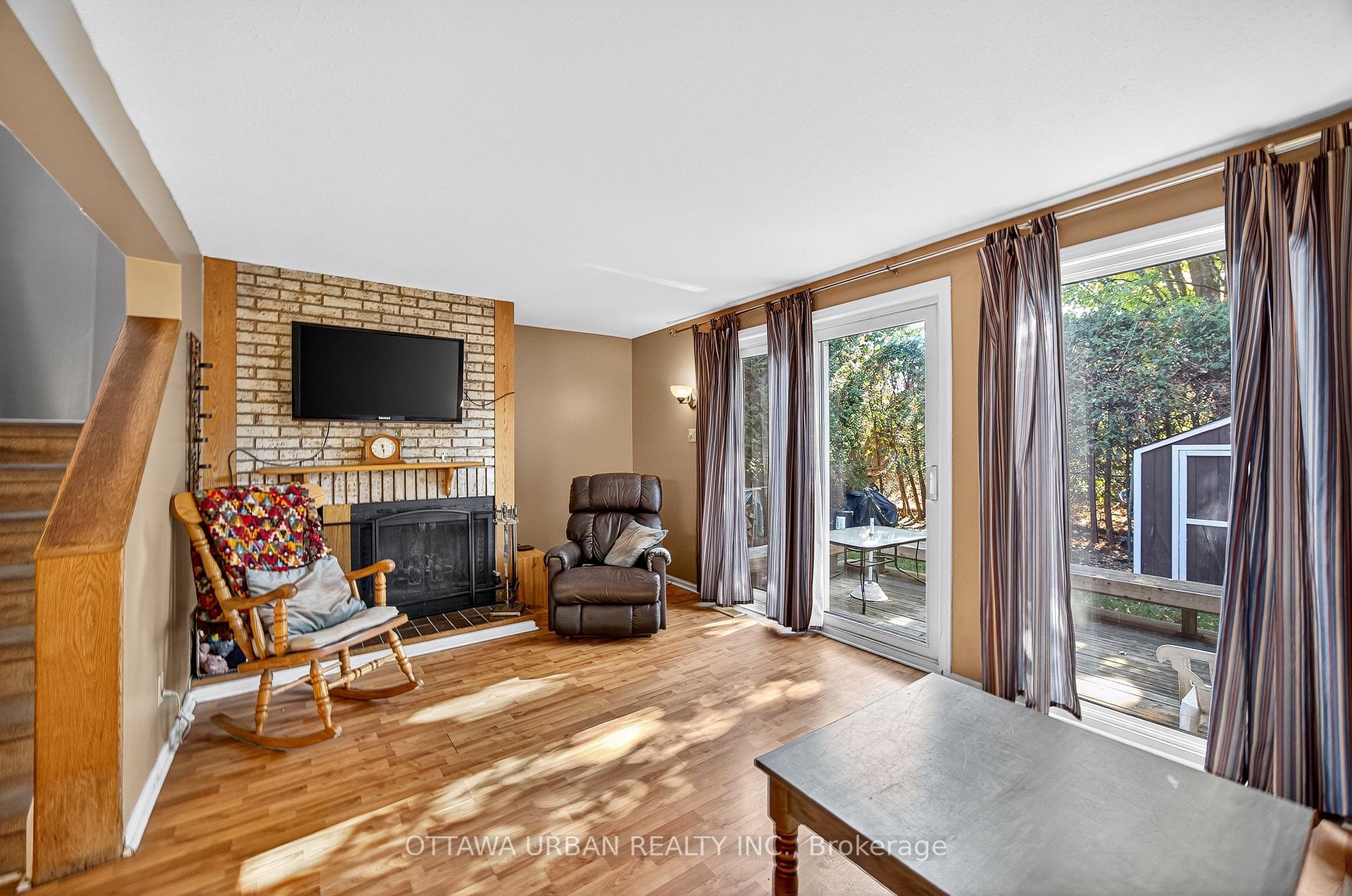 Photo 14 of 7986 Decarie Drive, Ottawa, Orleans Wood — HOMEH