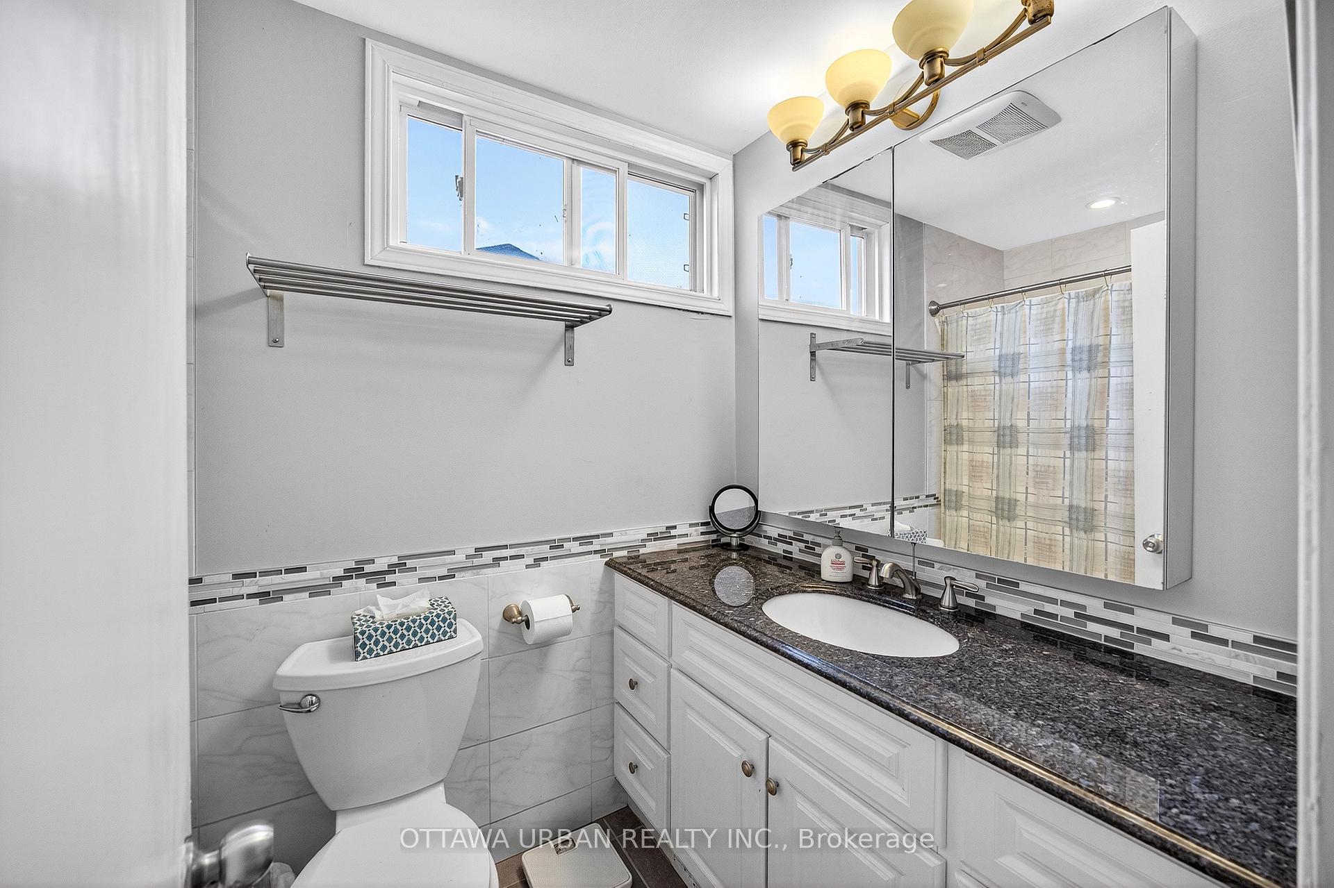 Photo 26 of 7986 Decarie Drive, Ottawa, Orleans Wood — HOMEH