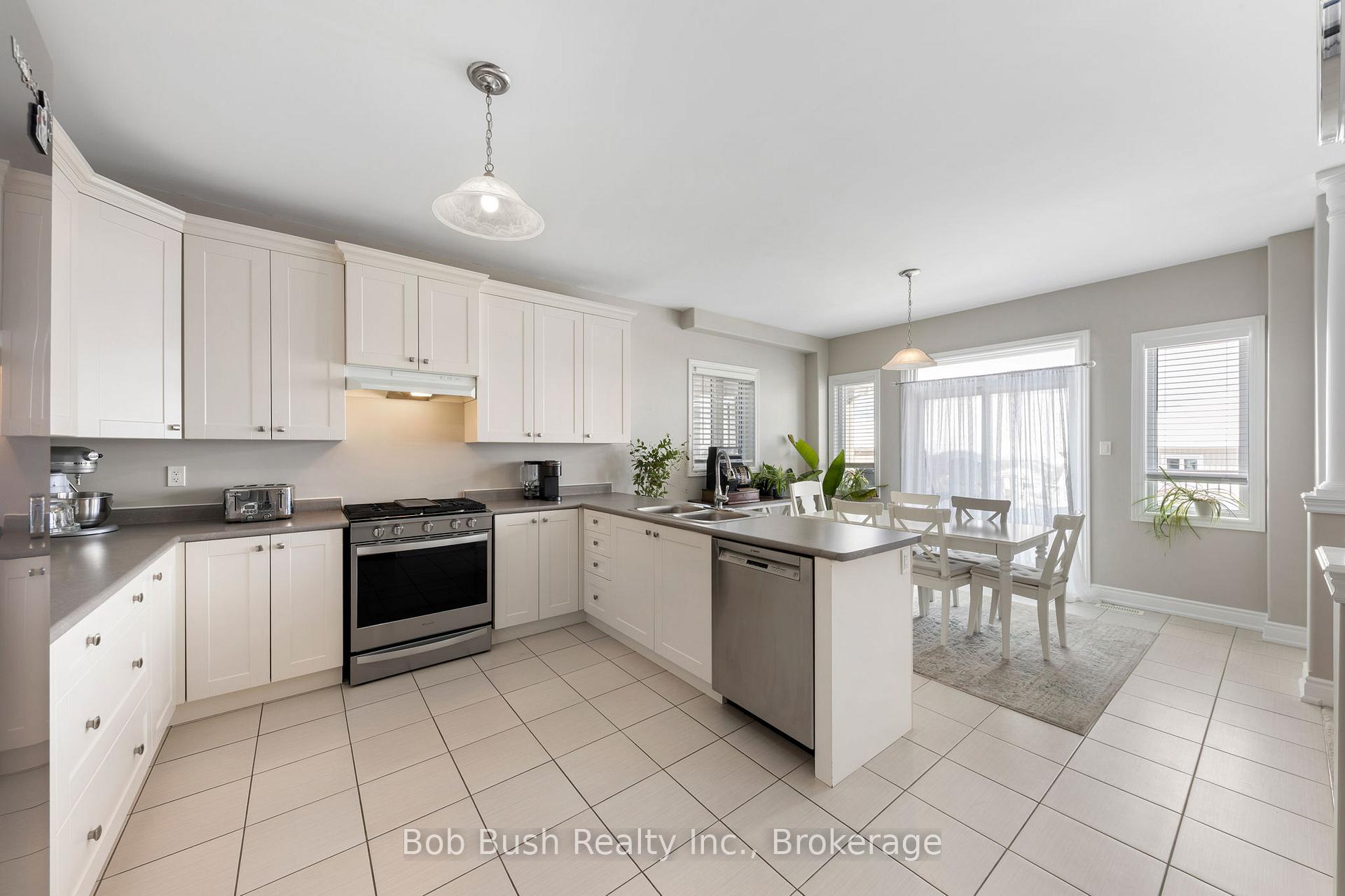 Photo 14 of 3067 Monarch Drive, Orillia — HOMEH