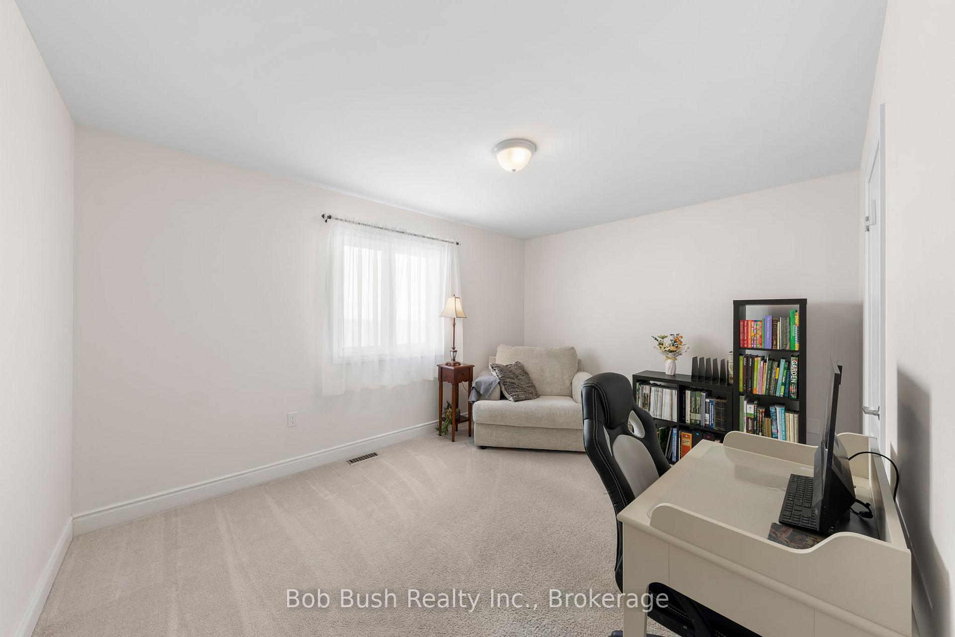Photo 23 of 3067 Monarch Drive, Orillia — HOMEH