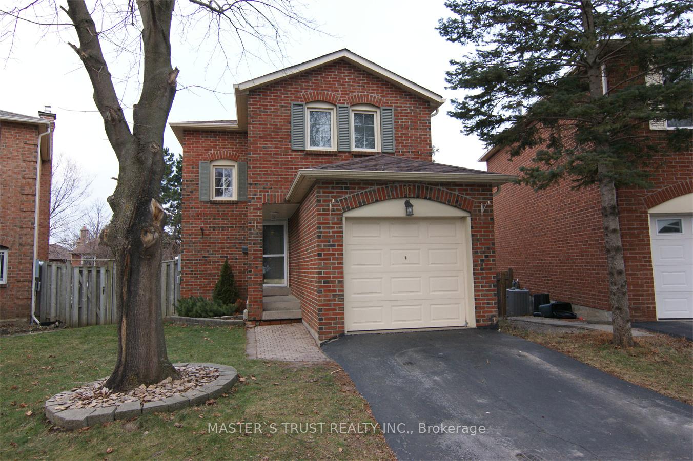 Photo 1 of 10 Eugenia Court, Markham, Markville — HOMEH
