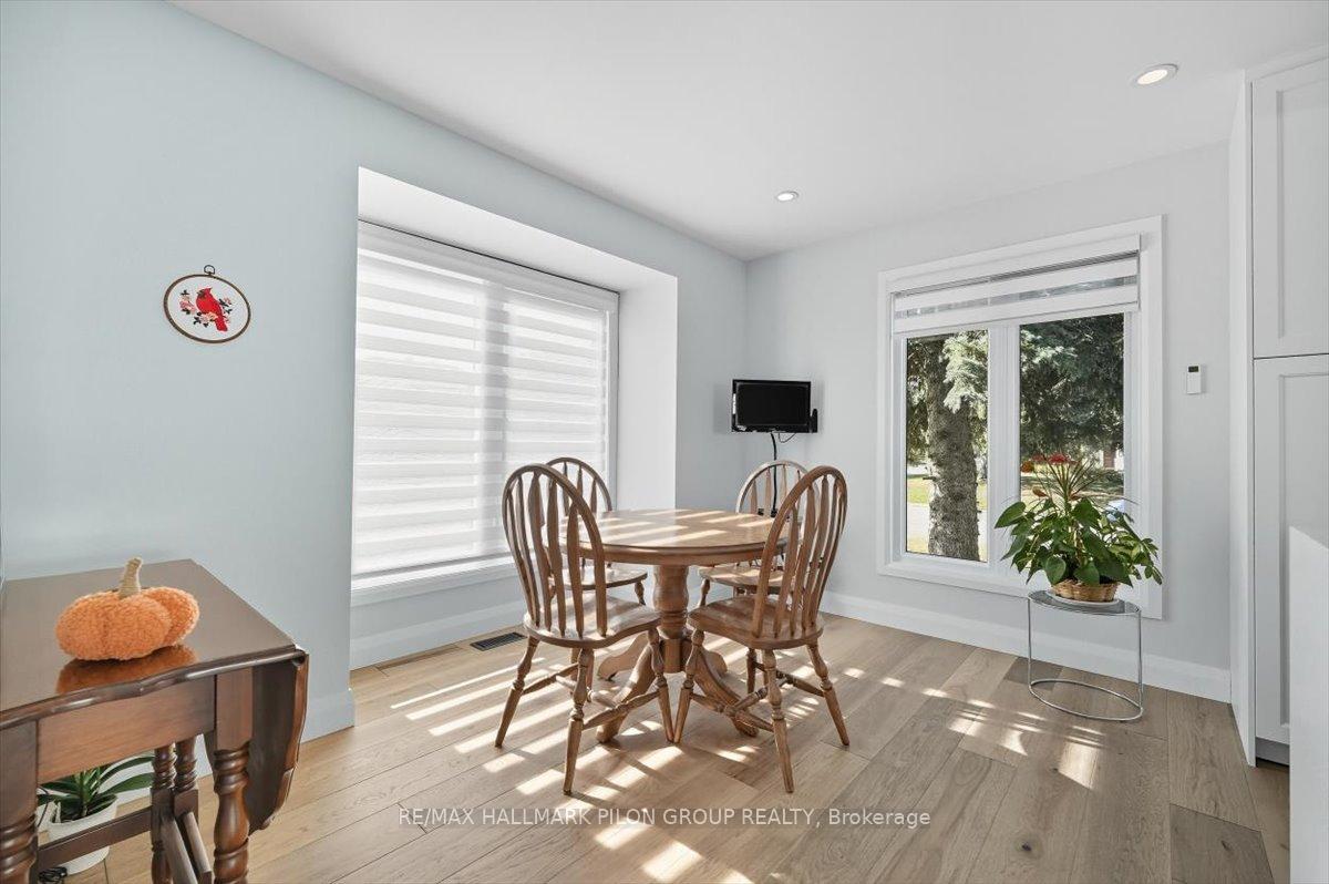 Photo 7 of 6343 Viseneau Drive, Ottawa, Chateauneuf — HOMEH