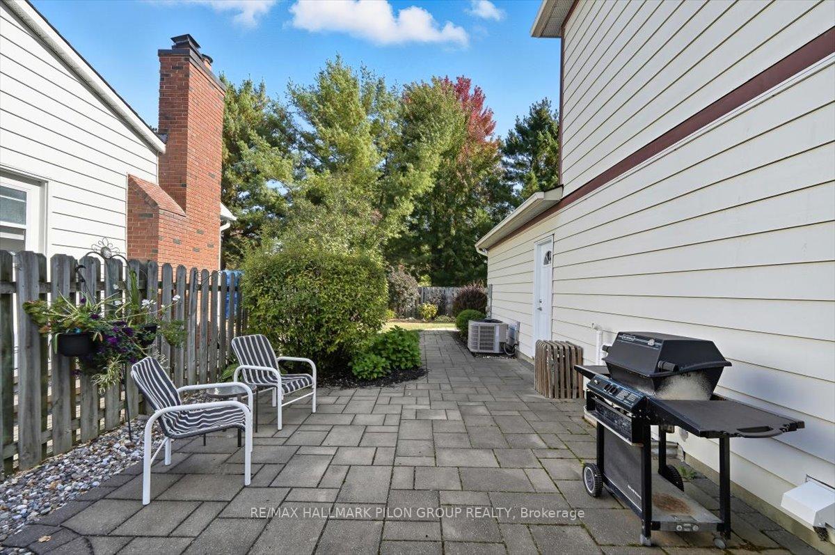 Photo 21 of 6343 Viseneau Drive, Ottawa, Chateauneuf — HOMEH