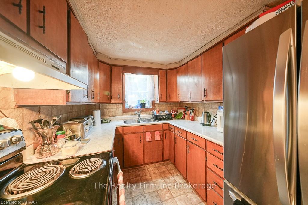 Photo 22 of 10 Wellington Street E, Norwich, Otterville — HOMEH