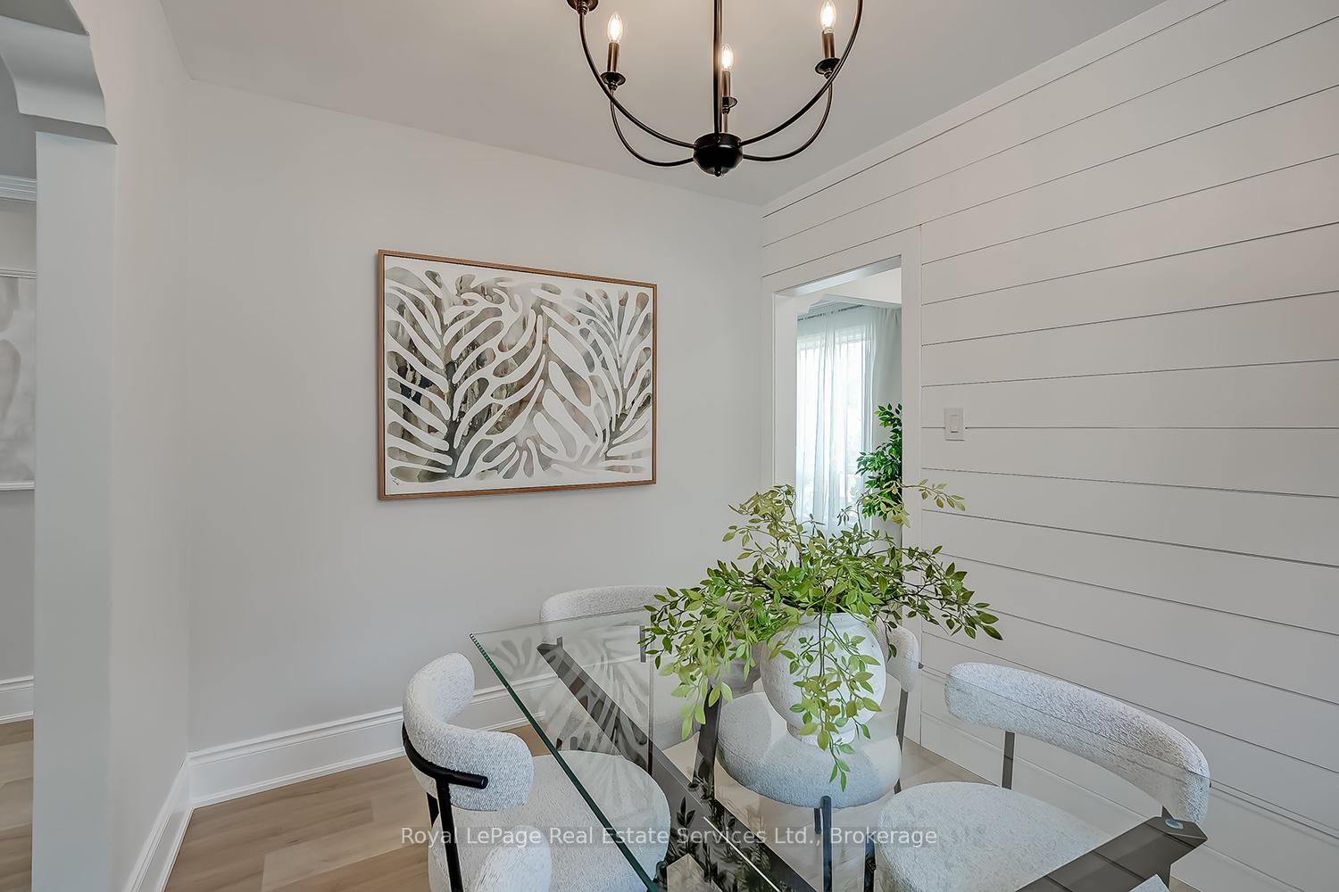 Photo 12 of 397 Bartos Drive, Oakville, Central — HOMEH