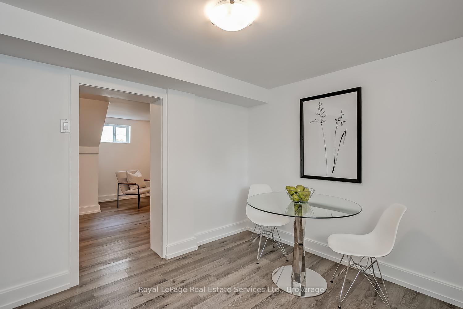 Photo 36 of 397 Bartos Drive, Oakville, Central — HOMEH