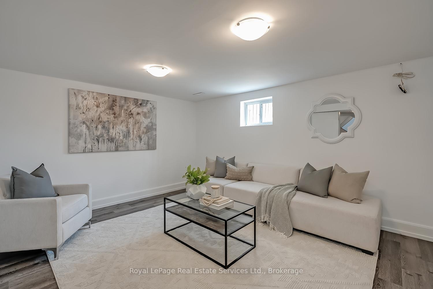 Photo 37 of 397 Bartos Drive, Oakville, Central — HOMEH