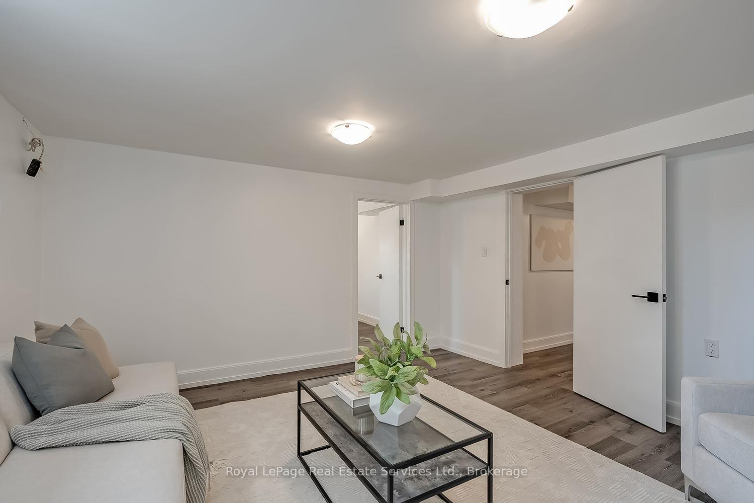 Photo 39 of 397 Bartos Drive, Oakville, Central — HOMEH