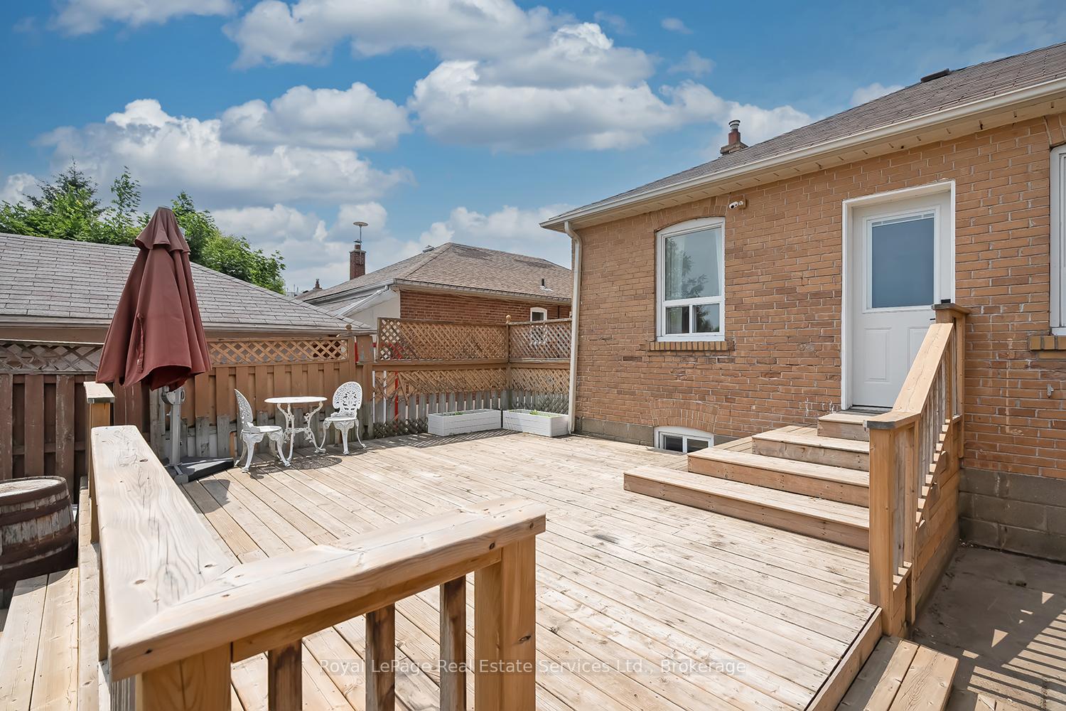 Photo 43 of 397 Bartos Drive, Oakville, Central — HOMEH
