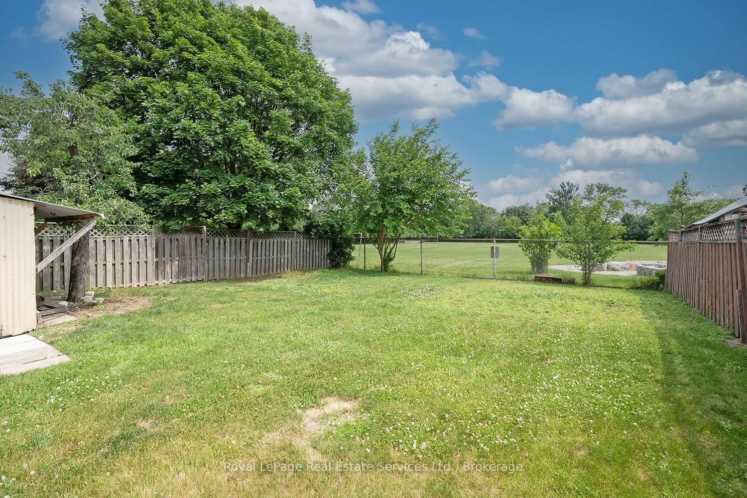 Photo 47 of 397 Bartos Drive, Oakville, Central — HOMEH