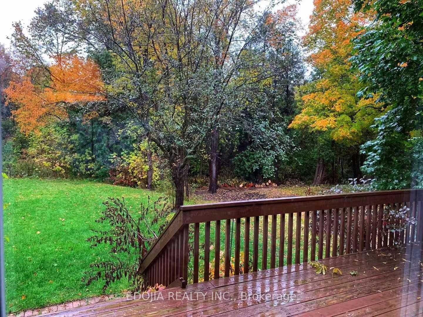 Photo 13 of 49 Millstone Court, Markham, Unionville — HOMEH