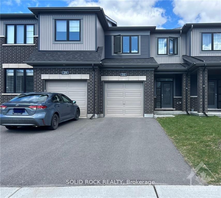 Photo 2 of 31 Watchim Street, Ottawa, Avalon East — HOMEH