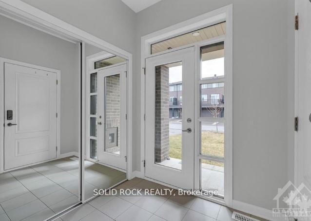 Photo 4 of 31 Watchim Street, Ottawa, Avalon East — HOMEH