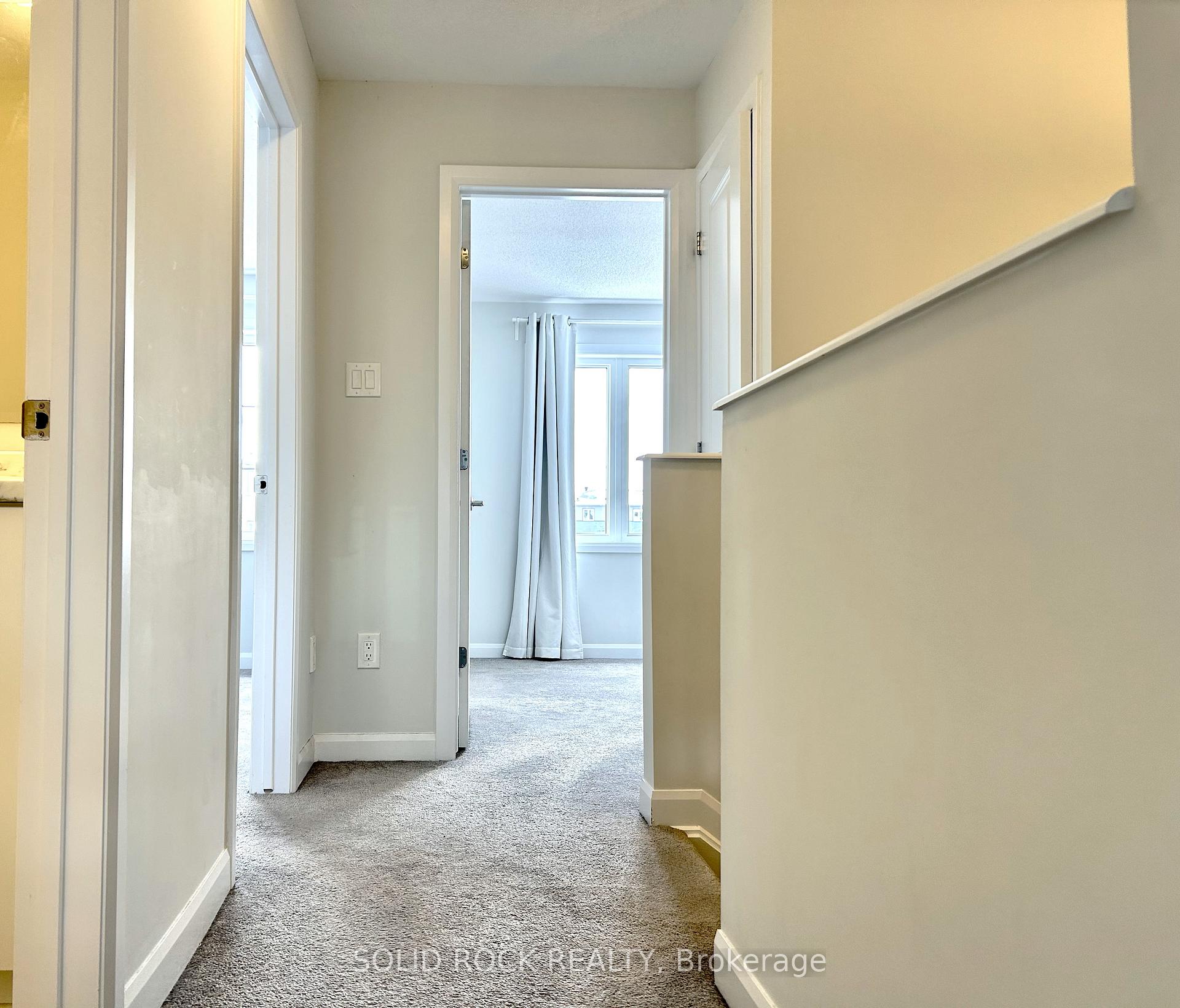 Photo 16 of 31 Watchim Street, Ottawa, Avalon East — HOMEH