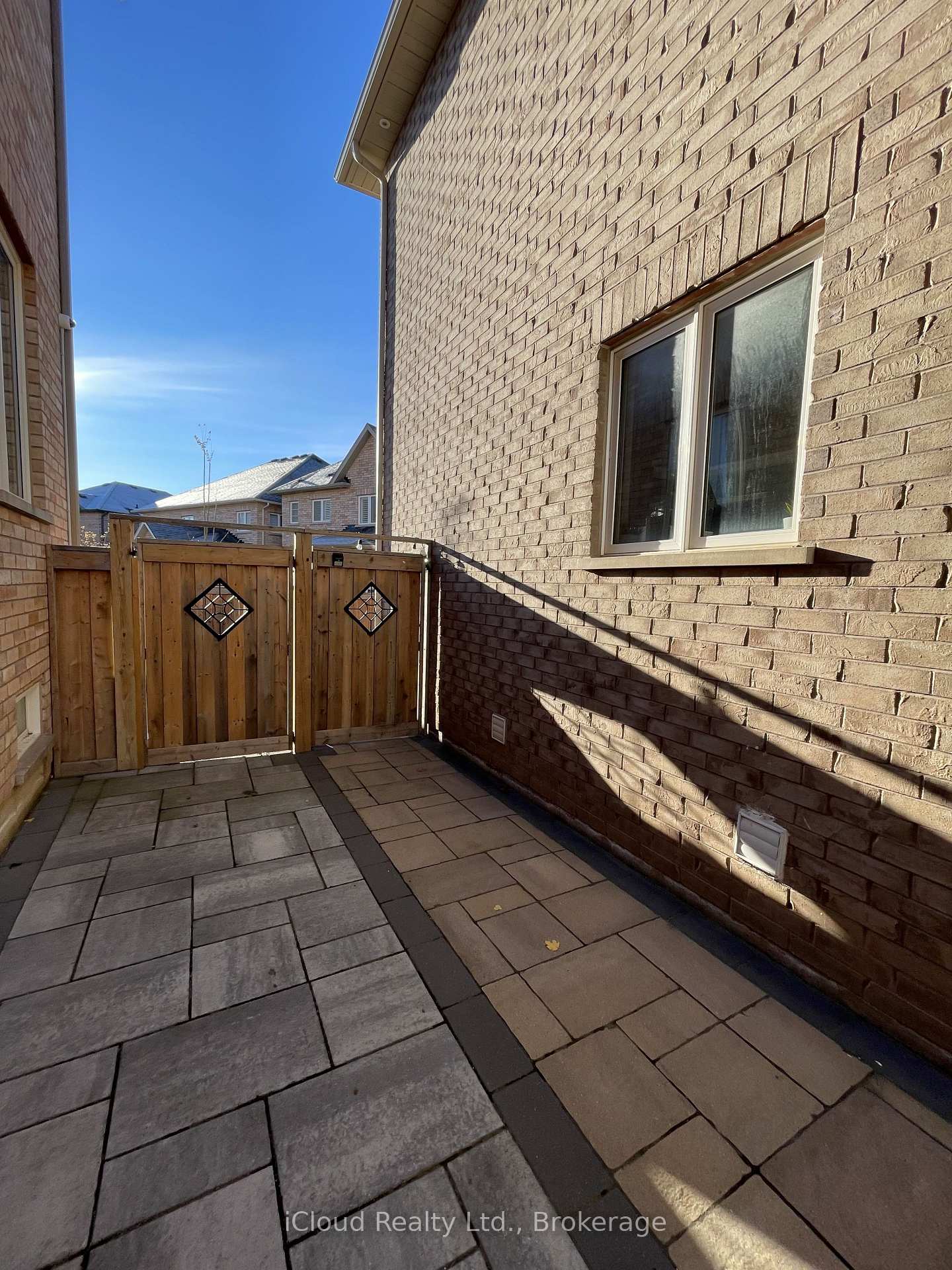 Photo 17 of Unit Bsmt, 450 North Park Boulevard, Oakville, Glenorchy — HOMEH