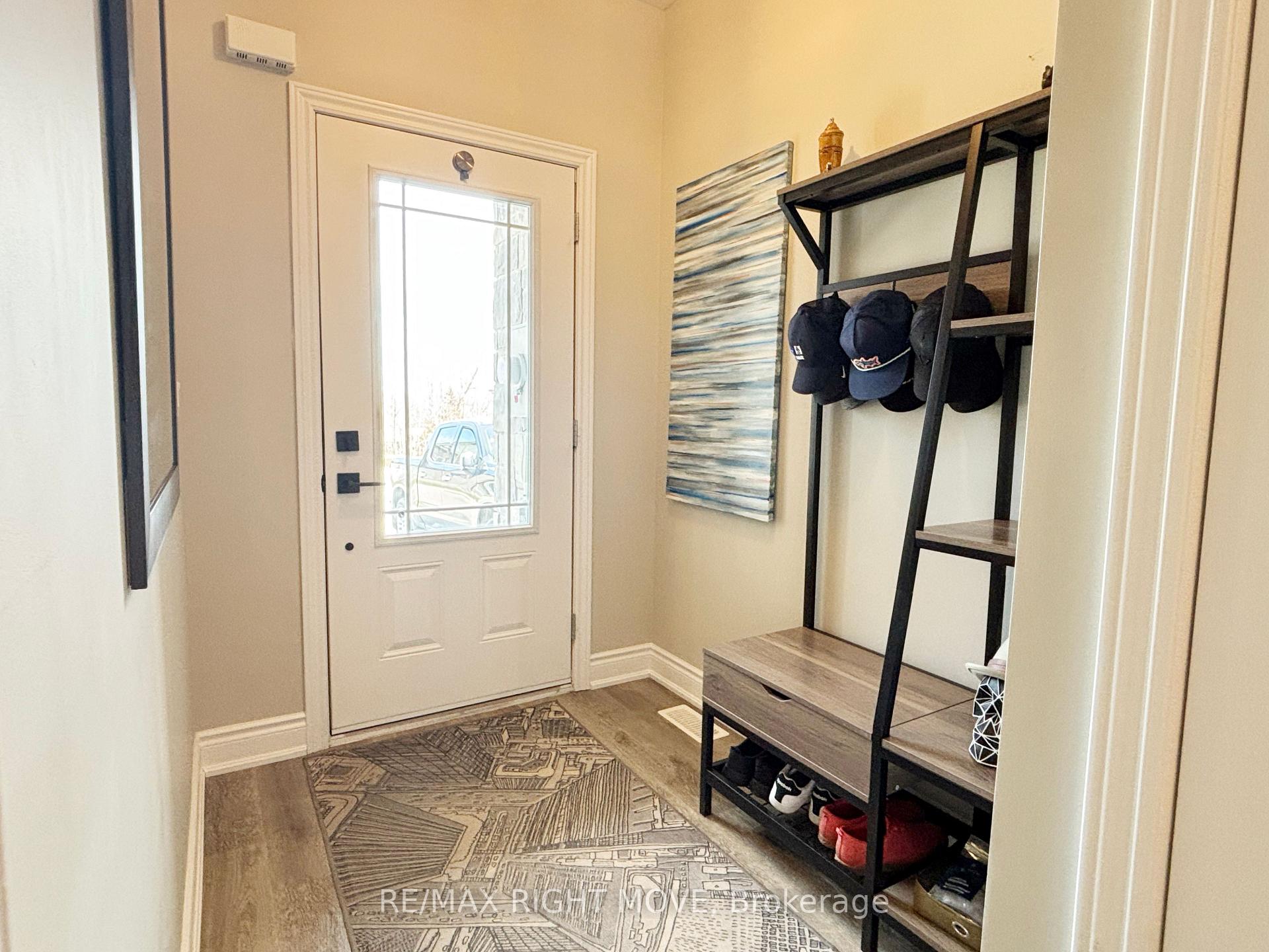 Photo 1 of 321 Lucy Lane, Orillia — HOMEH