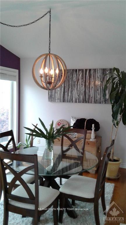 Photo 6 of 2008 Melette Crescent, Ottawa, Avalon East — HOMEH