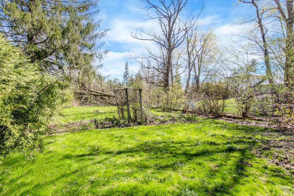 Photo 40 of 93 Jarvis Street, Orillia — HOMEH