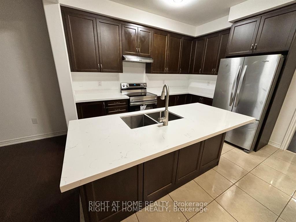 Photo 7 of 3471 Fourth Line, Oakville, Sixteen Hollow — HOMEH