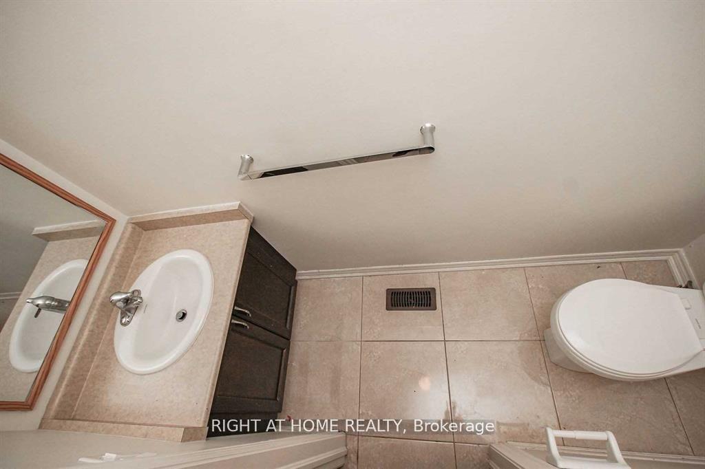 Photo 10 of 3471 Fourth Line, Oakville, Sixteen Hollow — HOMEH
