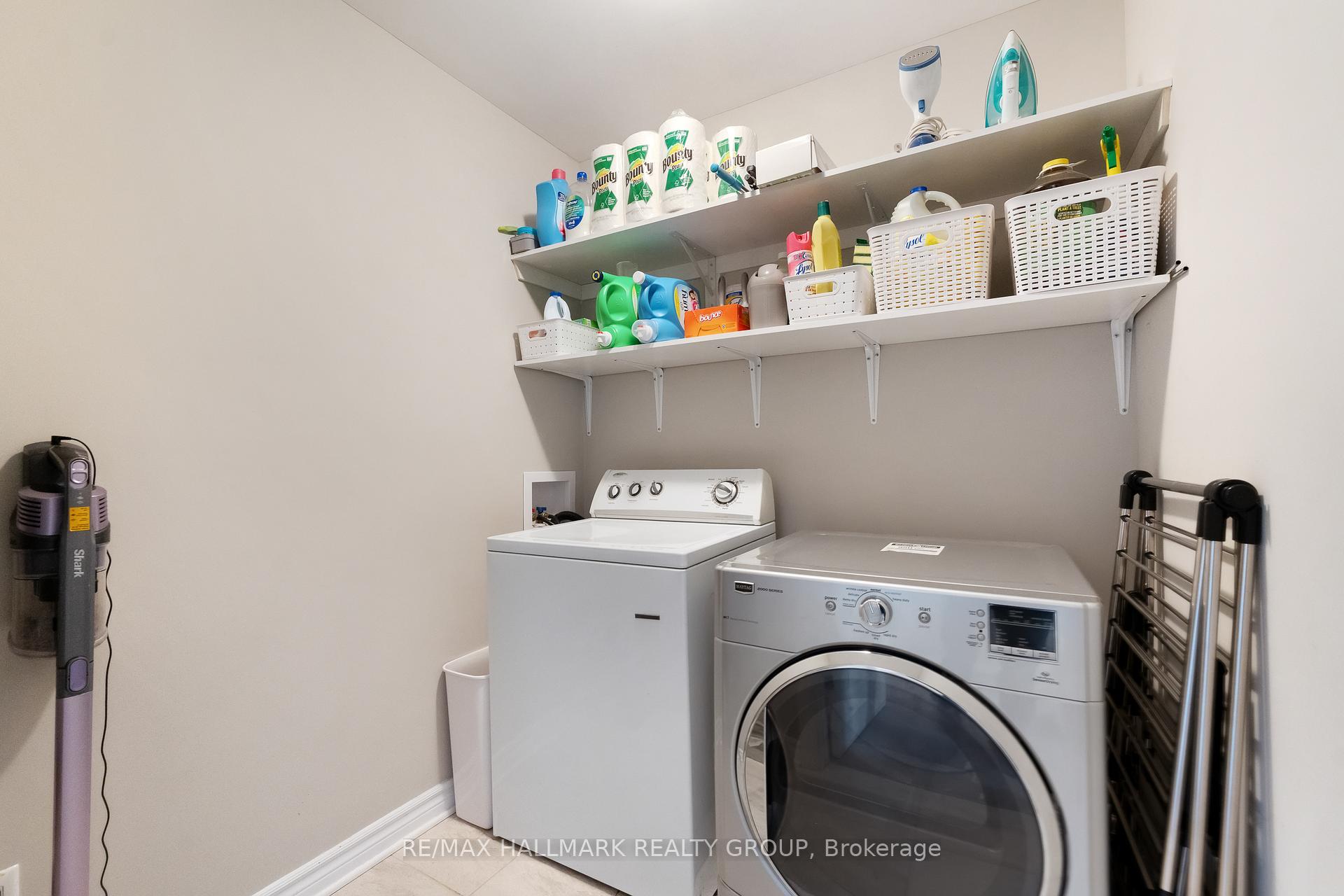 Photo 26 of 110 Vendome Street, Ottawa, Avalon West — HOMEH