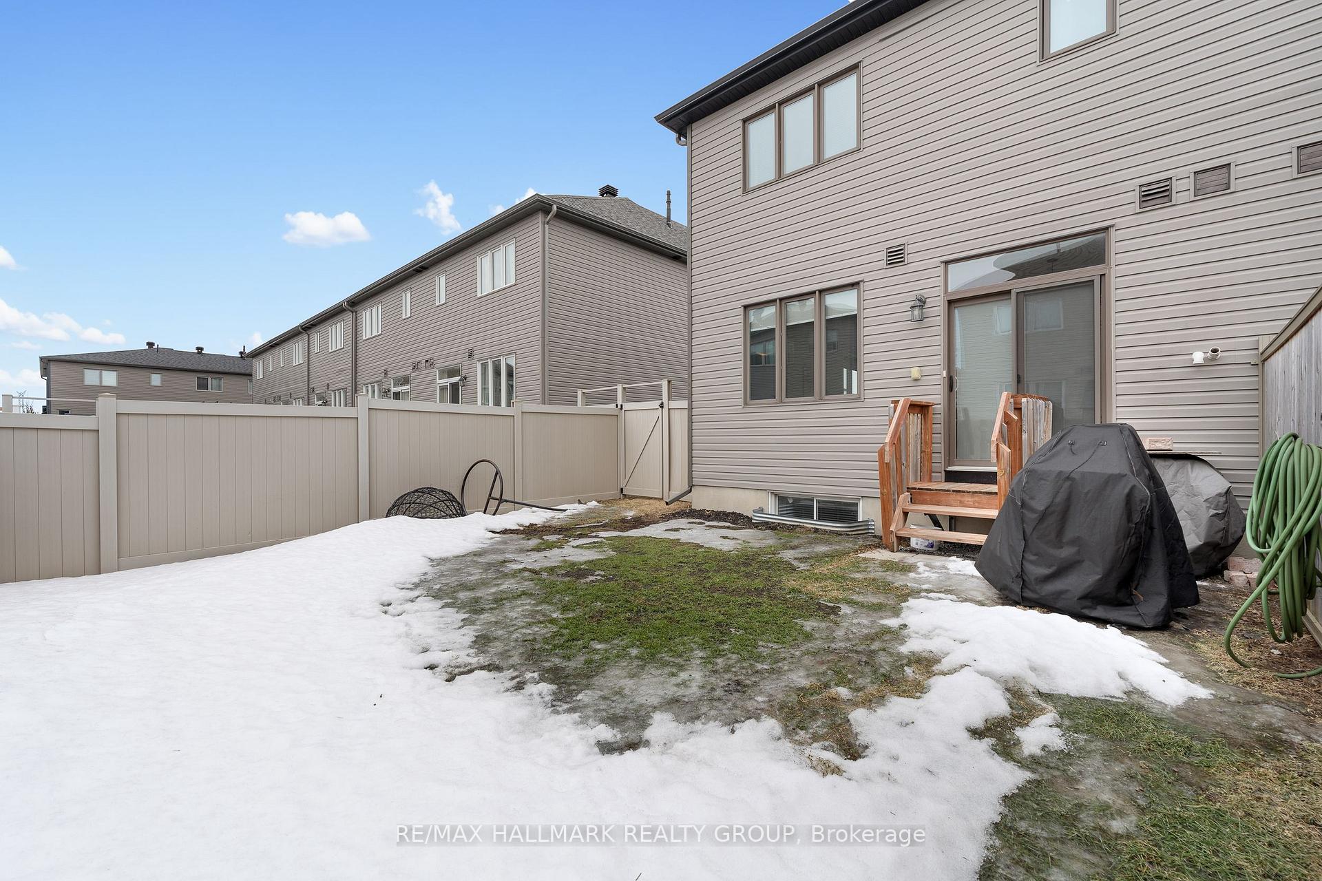 Photo 30 of 110 Vendome Street, Ottawa, Avalon West — HOMEH