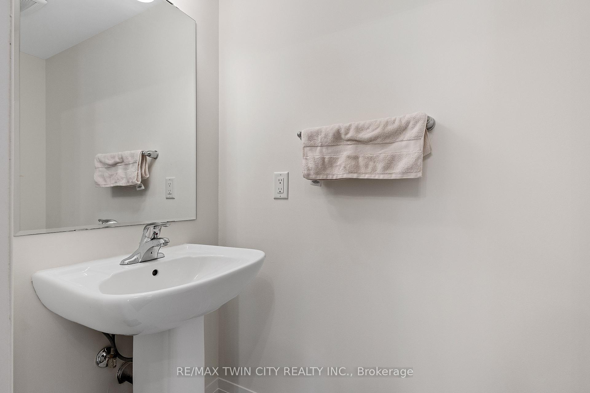 Photo 10 of 565 Laking Terrace, Milton, Clarke — HOMEH