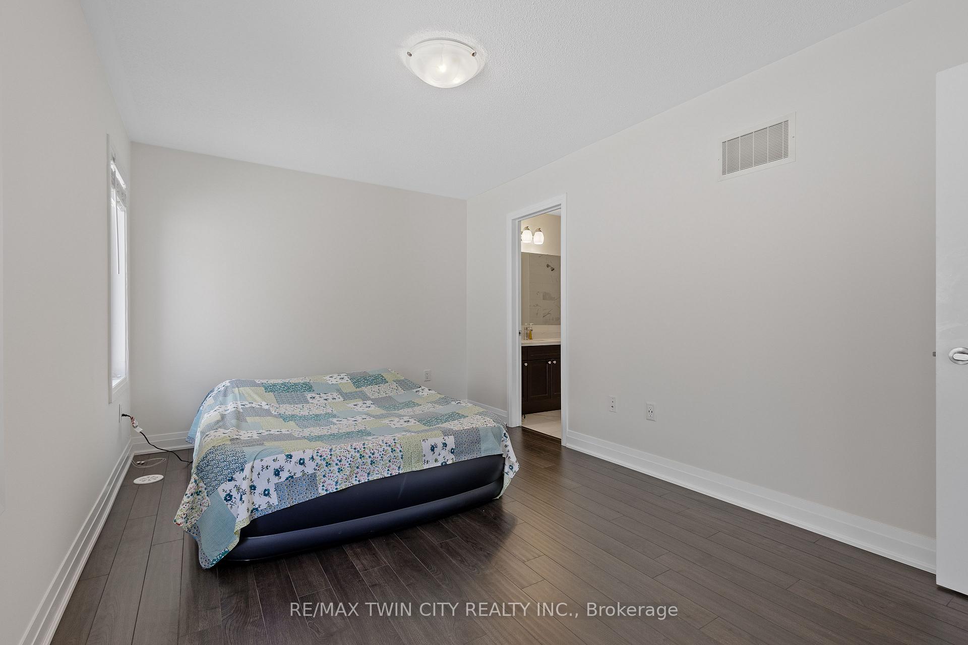 Photo 24 of 565 Laking Terrace, Milton, Clarke — HOMEH