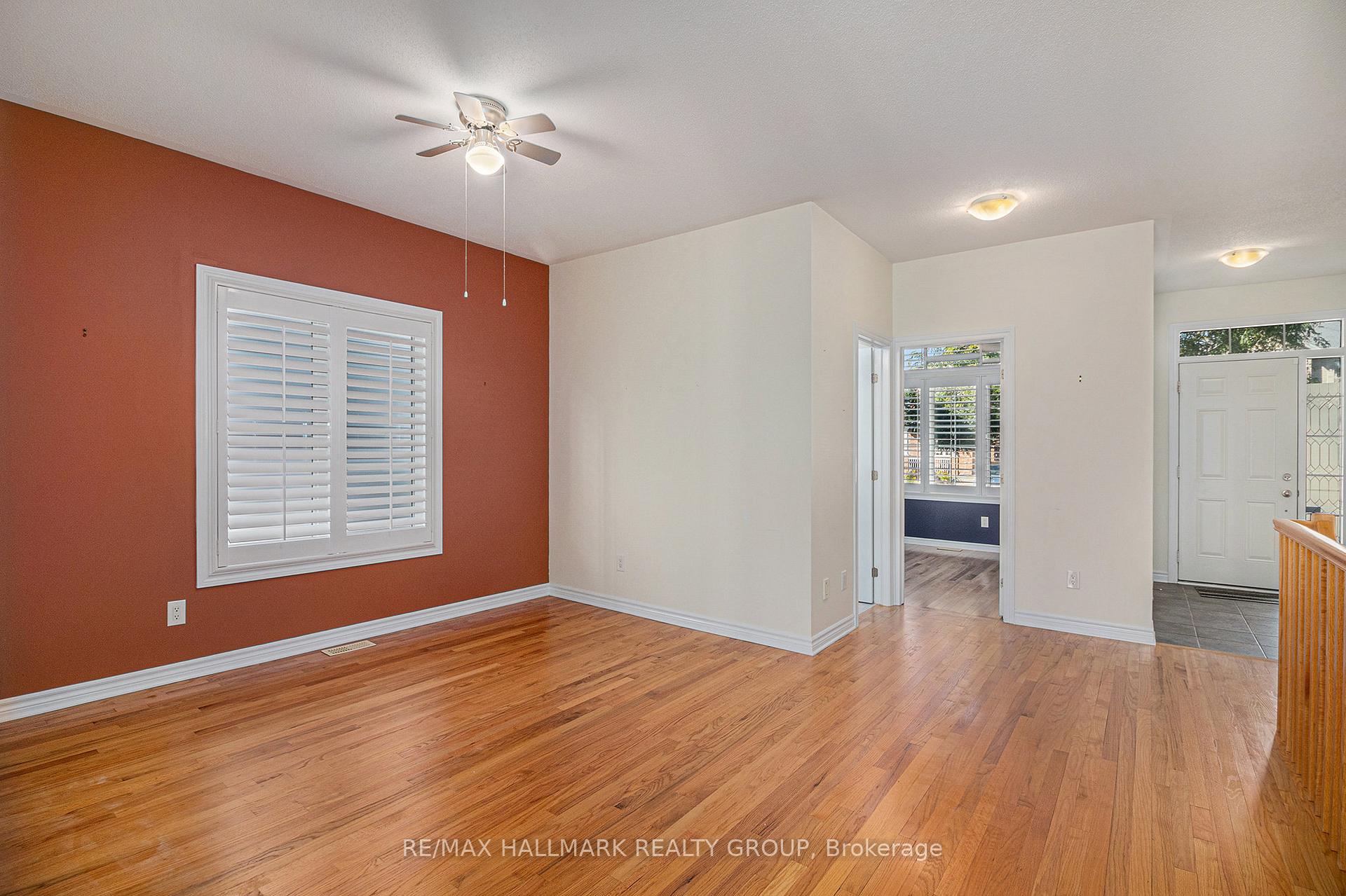 Photo 3 of 192 Felicity Crescent, Ottawa, Mer Bleue/Bradley Estates/Anderson Park — HOMEH
