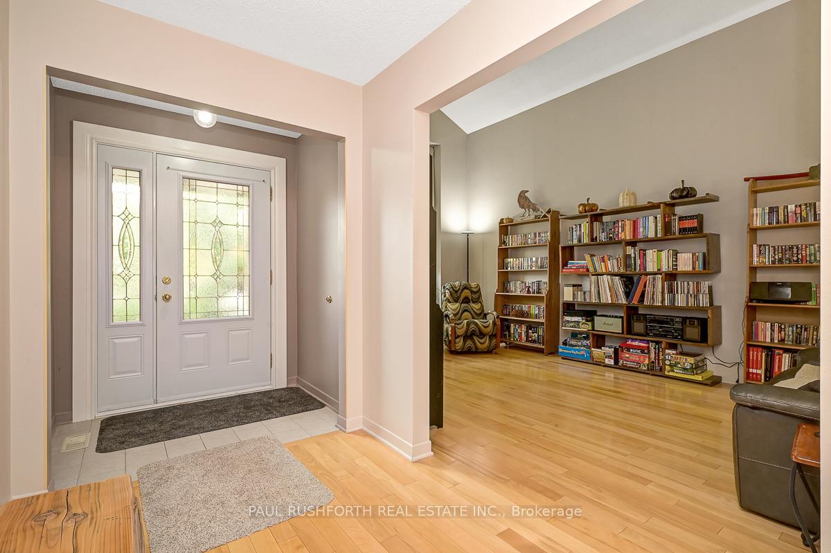 Photo 3 of 6351 Viseneau Drive, Ottawa, Chateauneuf — HOMEH