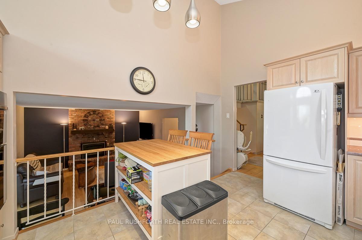Photo 12 of 6351 Viseneau Drive, Ottawa, Chateauneuf — HOMEH