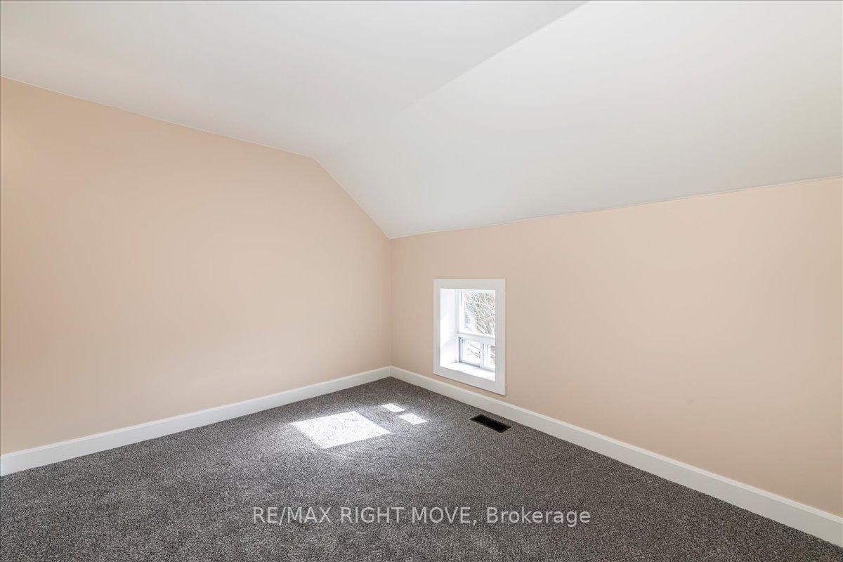 Photo 26 of 89 Douglas Street, Orillia — HOMEH