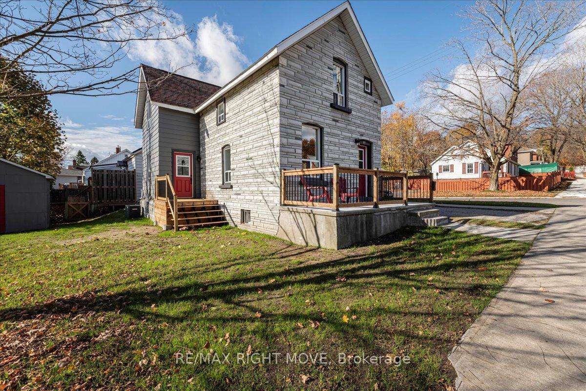 Photo 28 of 89 Douglas Street, Orillia — HOMEH
