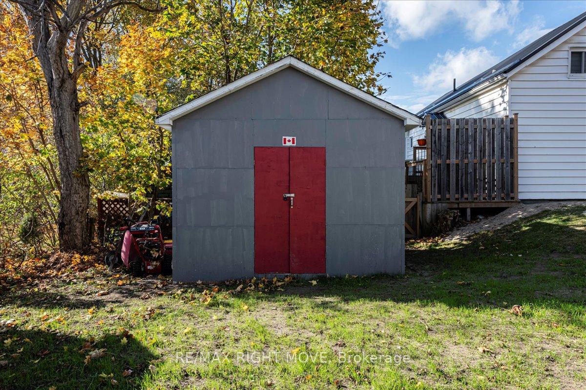 Photo 30 of 89 Douglas Street, Orillia — HOMEH