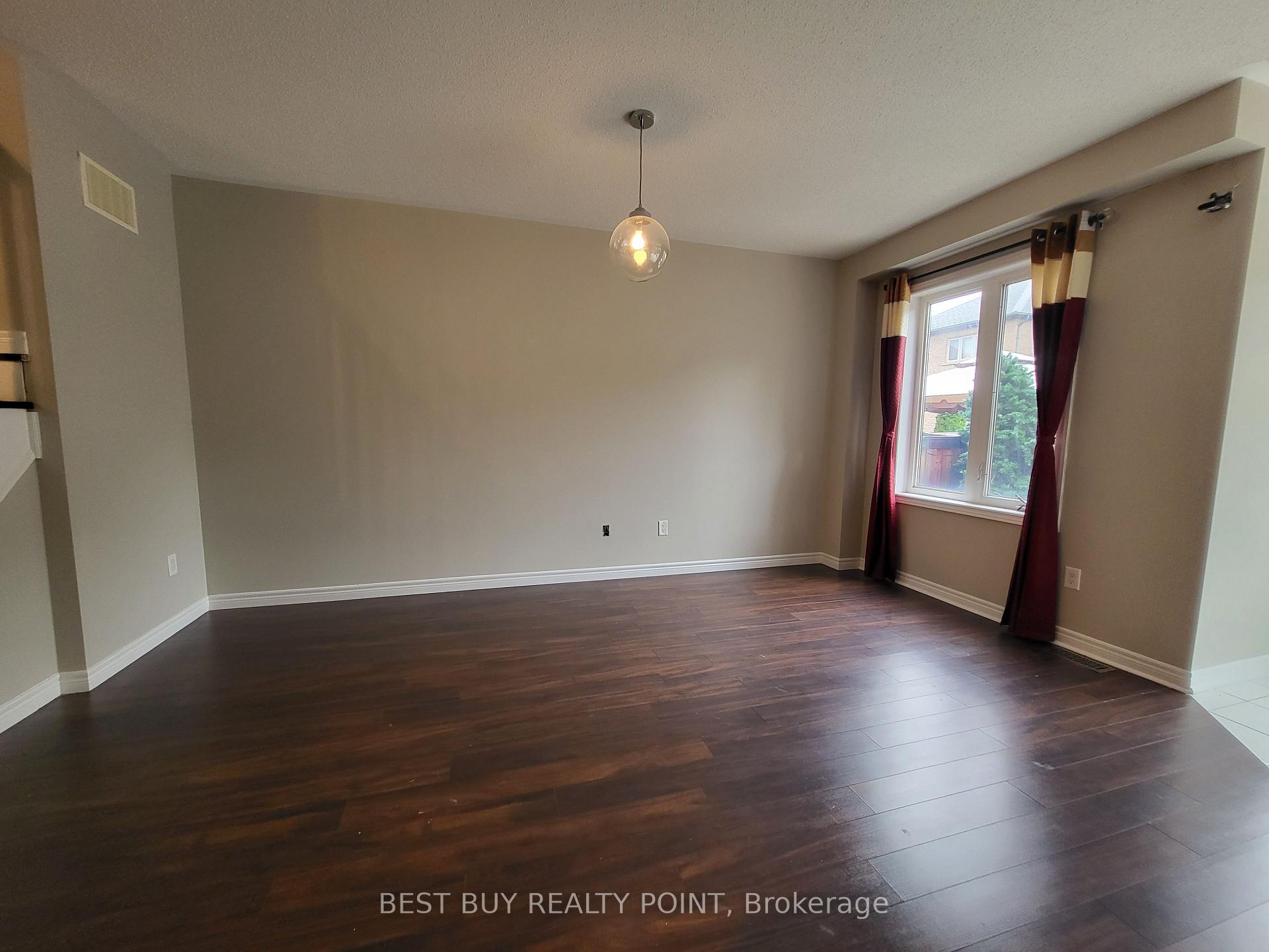 Photo 5 of 586 Duncan Lane, Milton, Scott — HOMEH