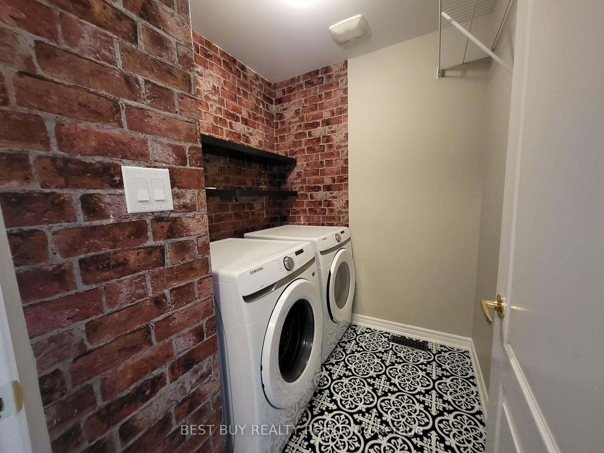 Photo 4 of 586 Duncan Lane, Milton, Scott — HOMEH