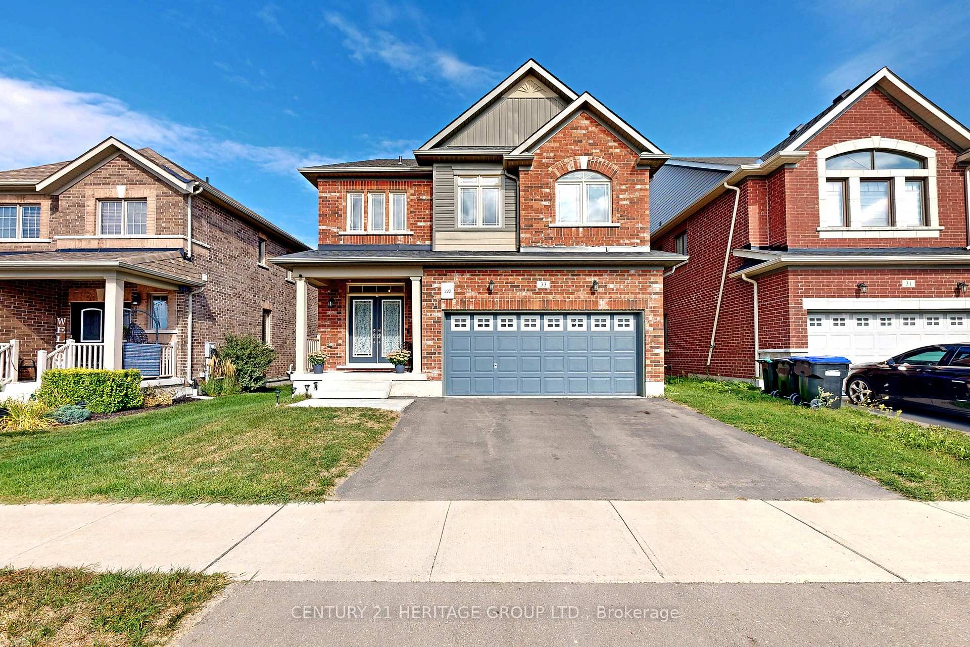 Photo 1 of 33 Lorne Thomas Place, New Tecumseth, Alliston — HOMEH