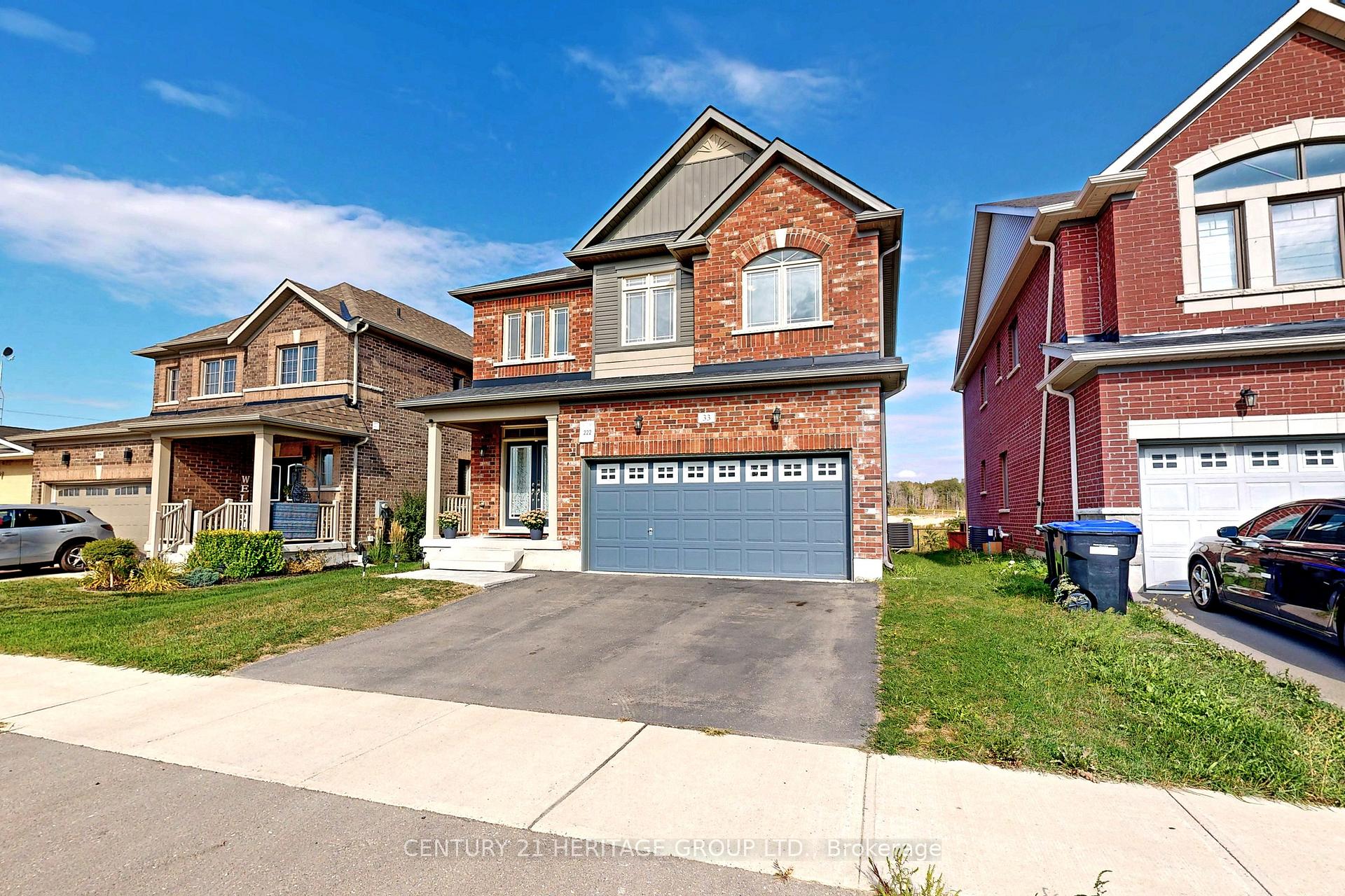 Photo 3 of 33 Lorne Thomas Place, New Tecumseth, Alliston — HOMEH