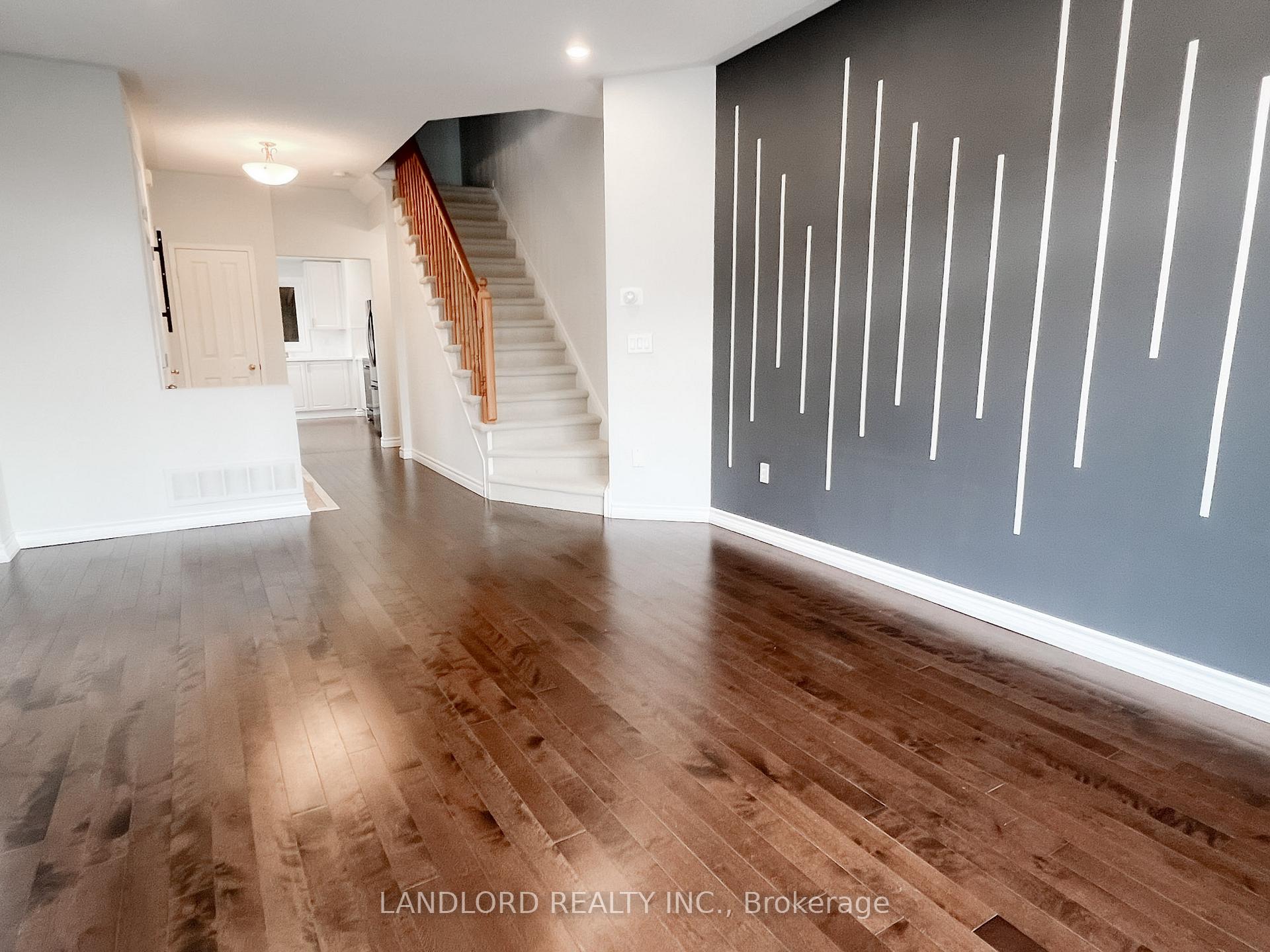 Photo 7 of 129 Bur Oak Avenue, Markham, Berczy — HOMEH