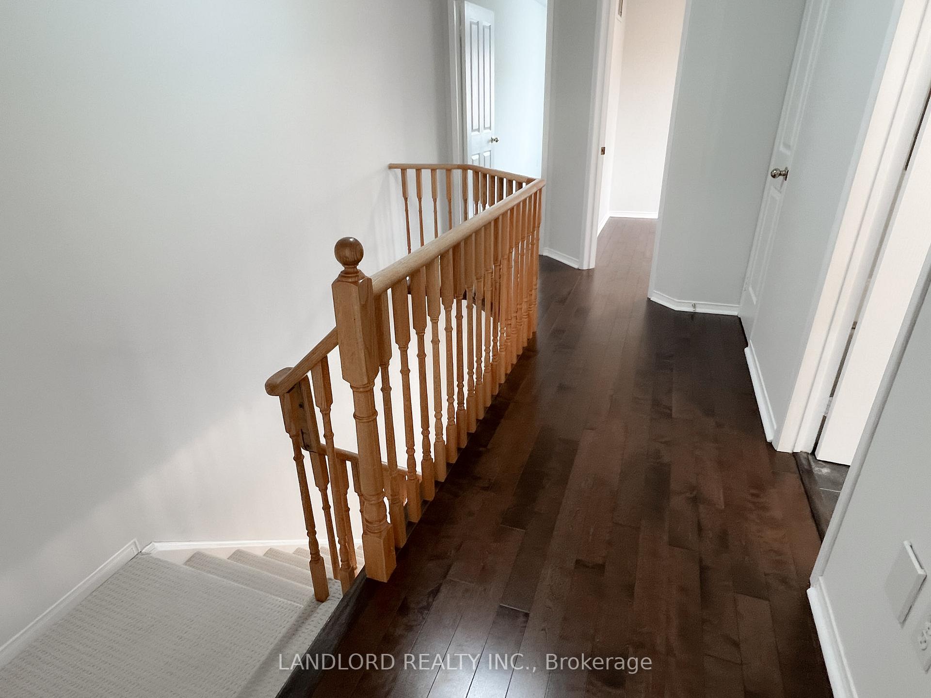 Photo 10 of 129 Bur Oak Avenue, Markham, Berczy — HOMEH