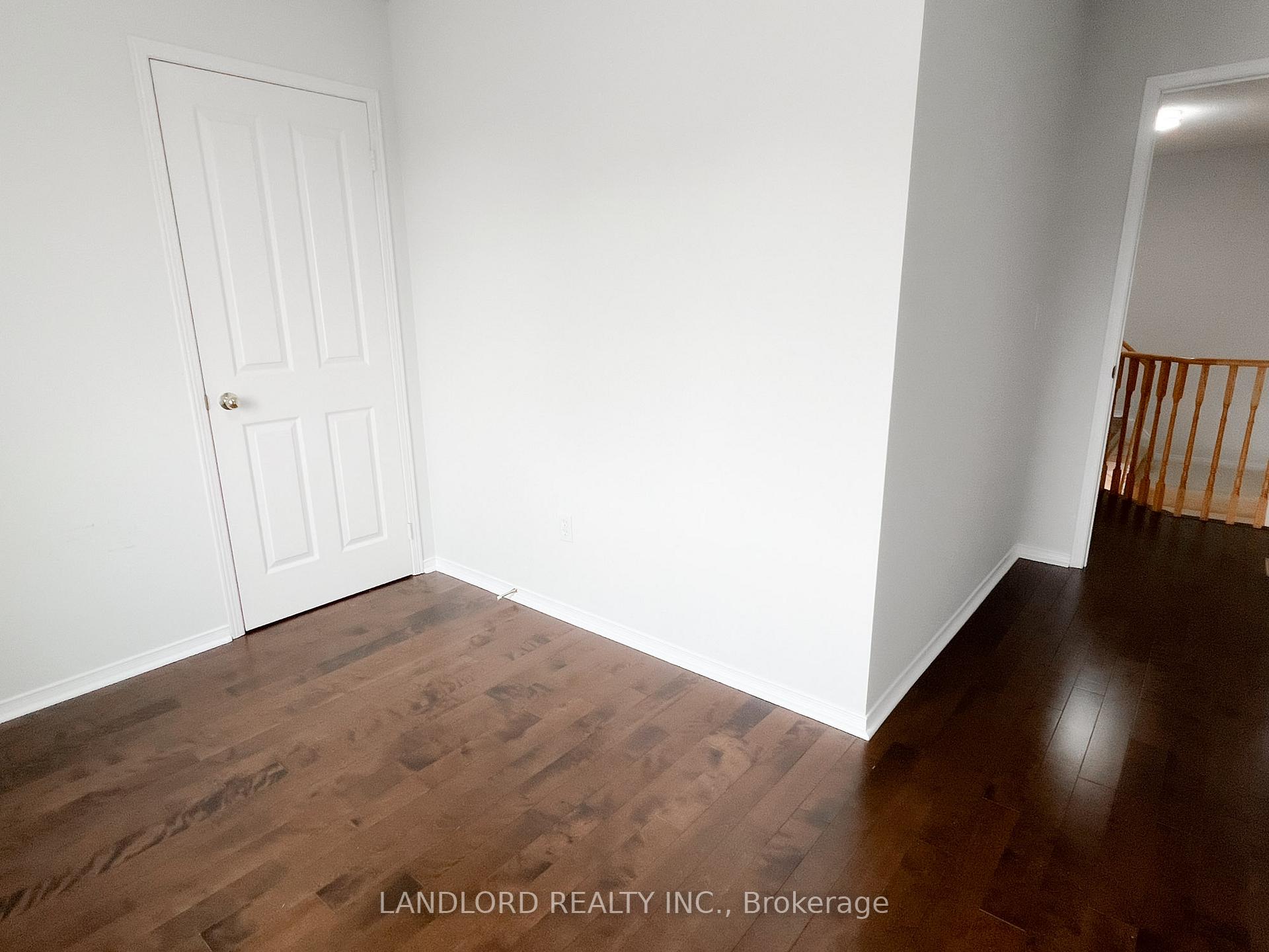 Photo 19 of 129 Bur Oak Avenue, Markham, Berczy — HOMEH