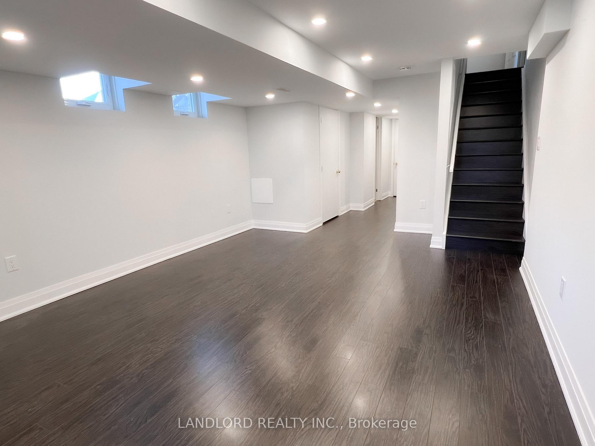 Photo 22 of 129 Bur Oak Avenue, Markham, Berczy — HOMEH