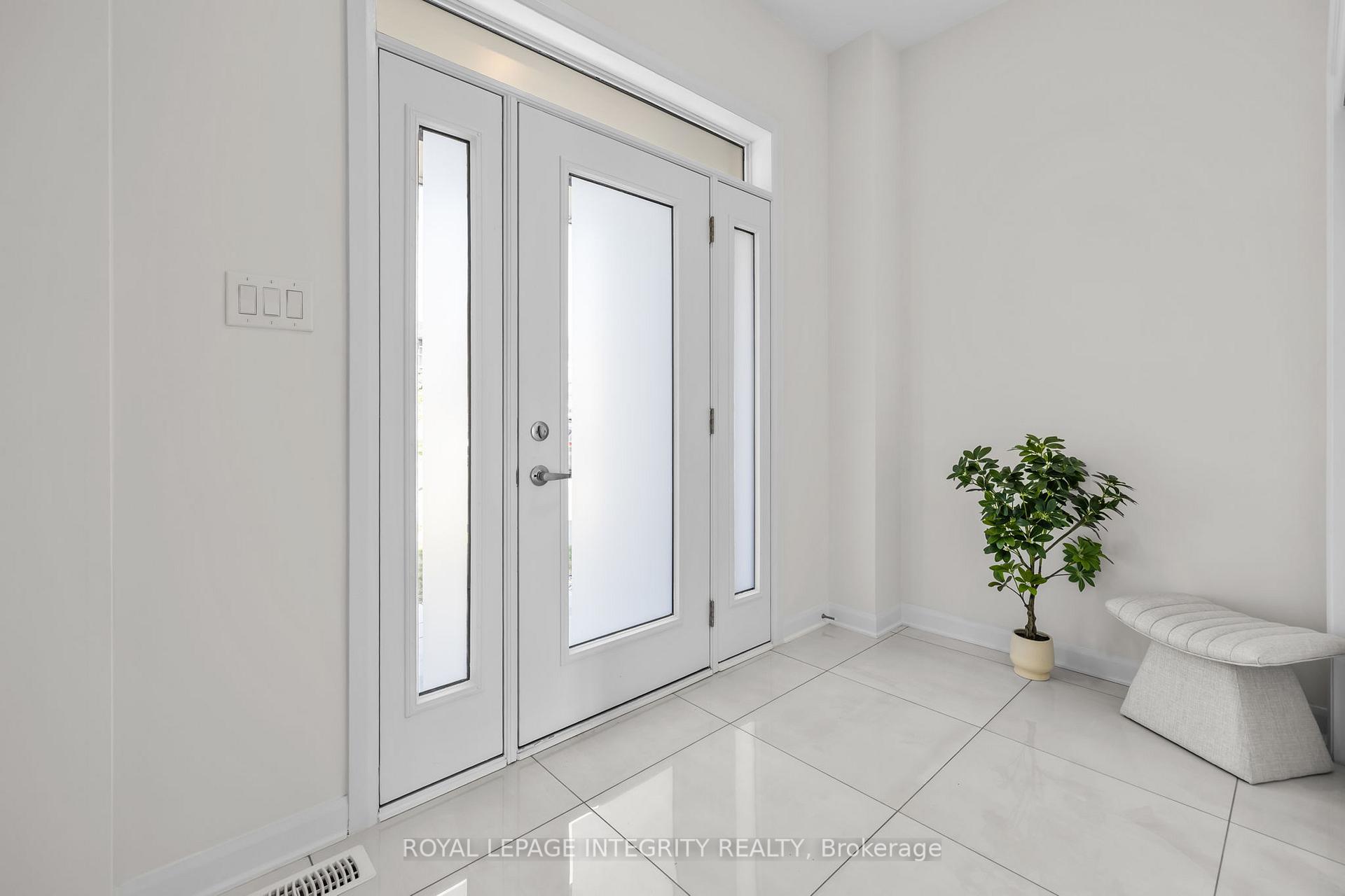 Photo 3 of 1002 Jubilation Court, Ottawa, Avalon East — HOMEH