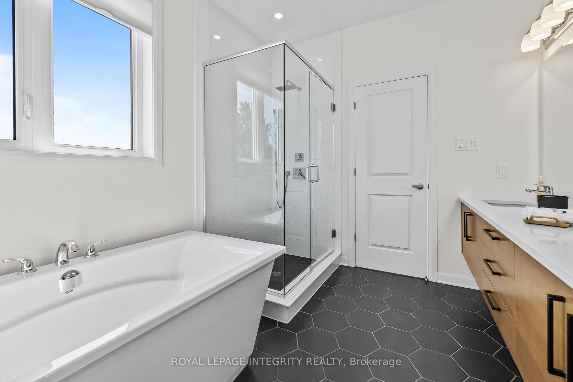 Photo 34 of 1002 Jubilation Court, Ottawa, Avalon East — HOMEH