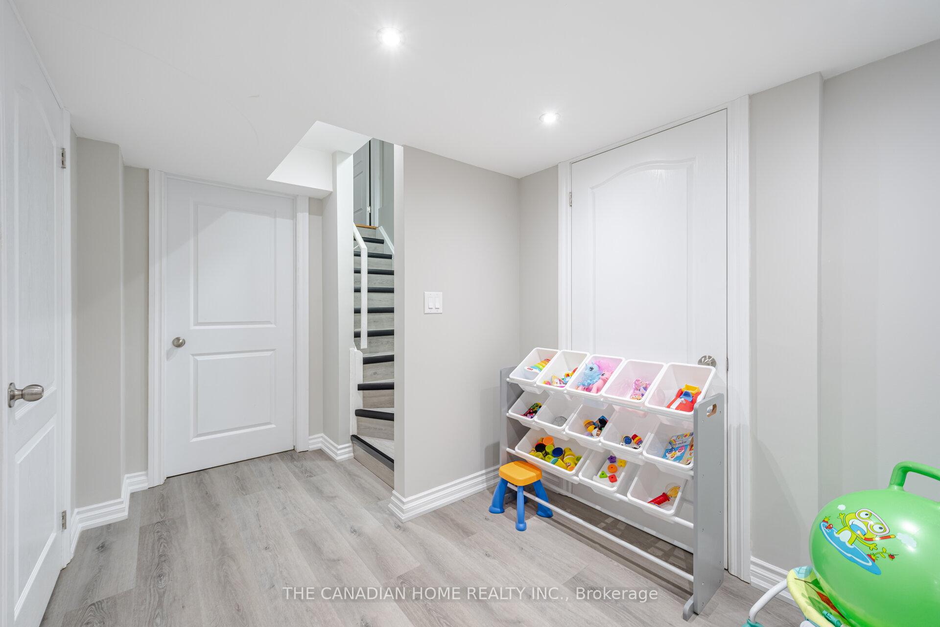 Photo 23 of Unit 42, 651 Farmstead Drive, Milton, Willmott — HOMEH