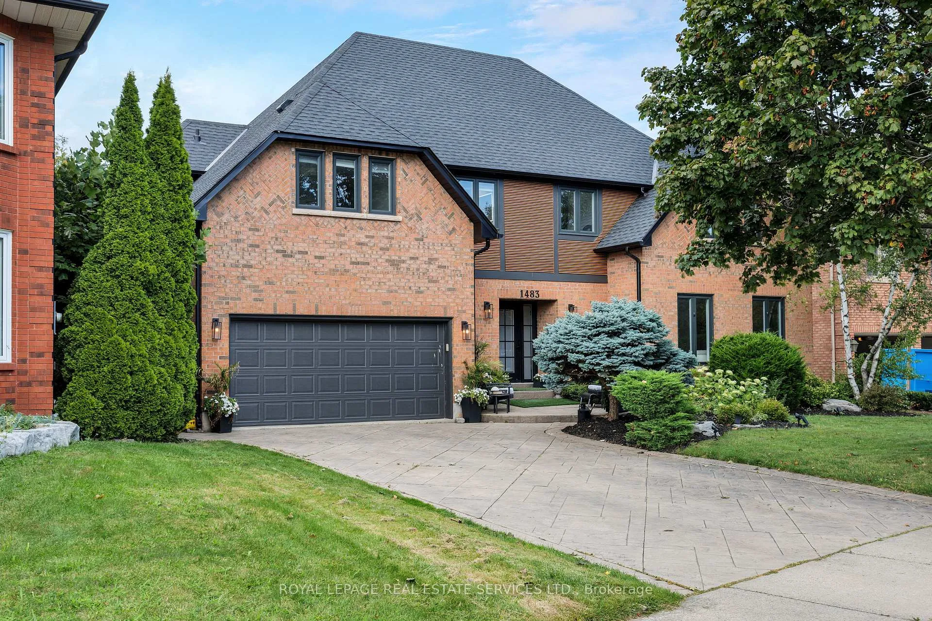 Photo 1 of 1483 The Links Drive, Oakville, Glen Abbey — HOMEH