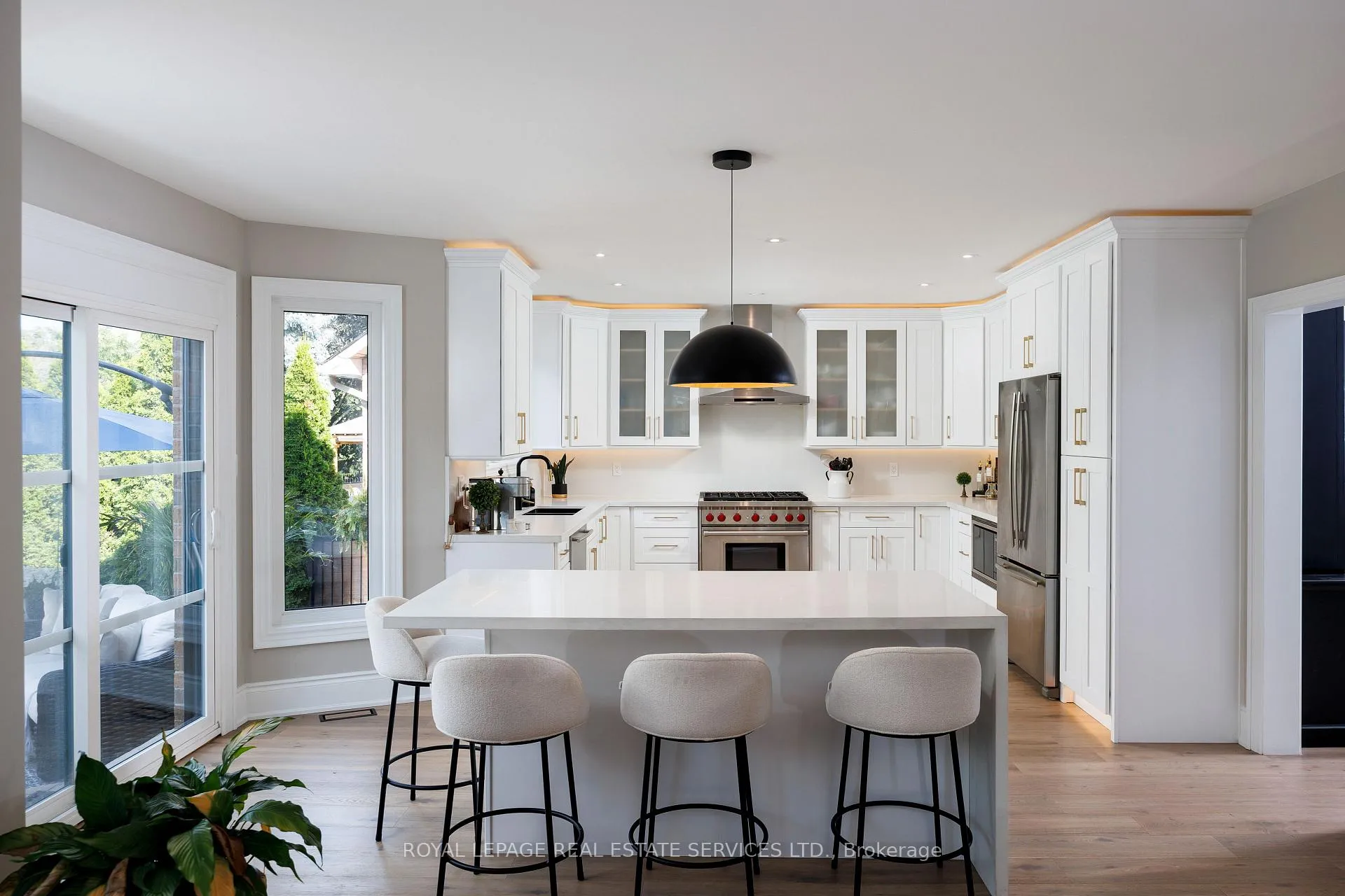 Photo 3 of 1483 The Links Drive, Oakville, Glen Abbey — HOMEH