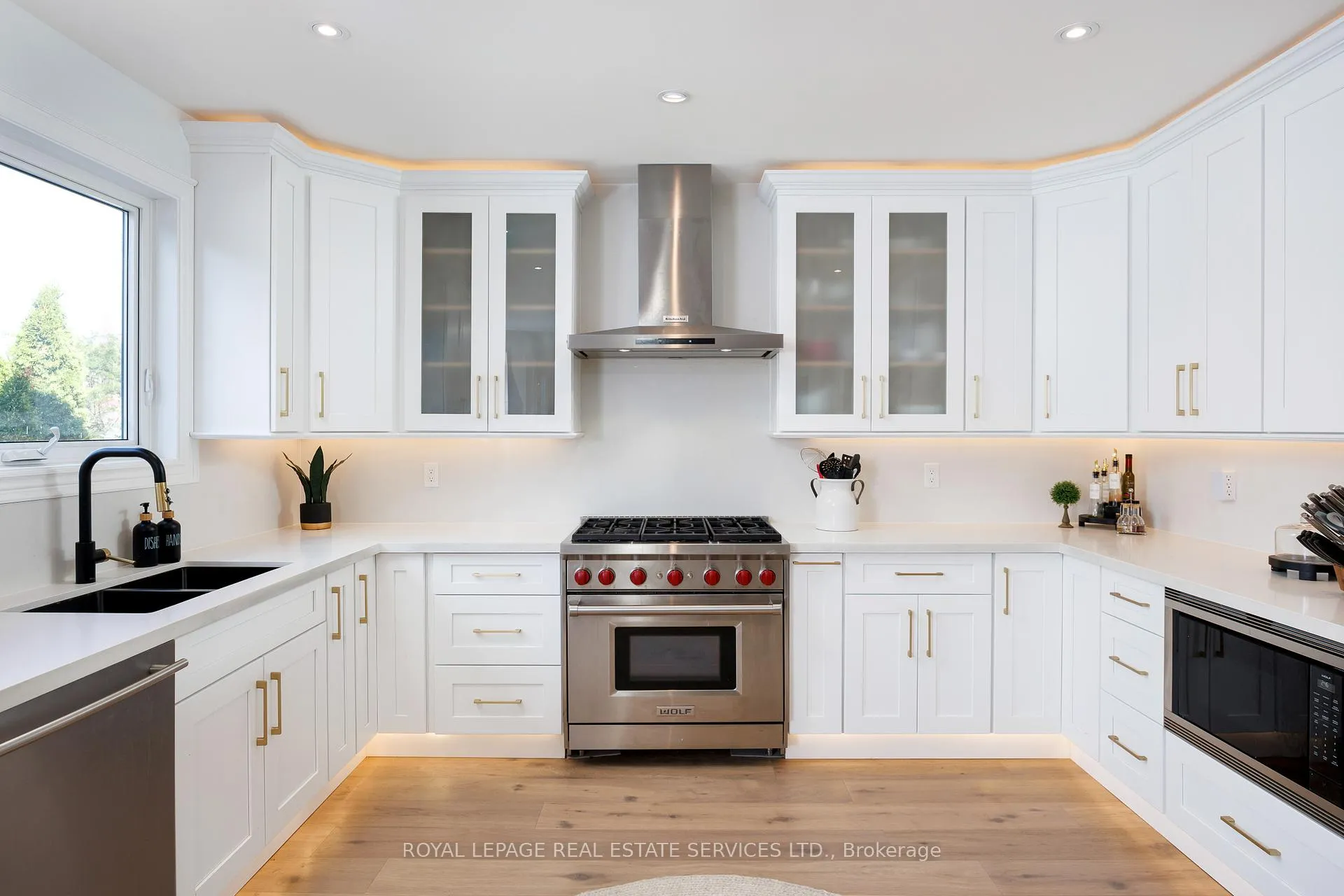 Photo 11 of 1483 The Links Drive, Oakville, Glen Abbey — HOMEH