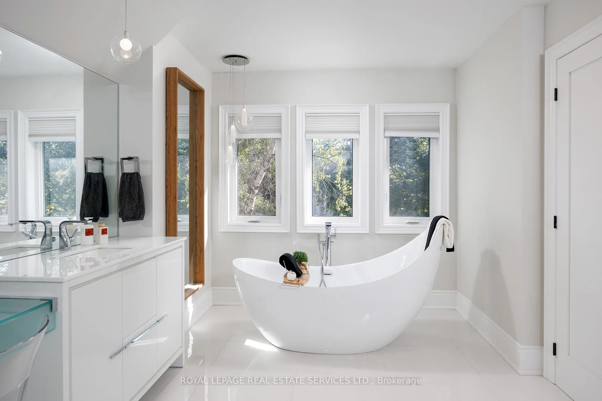 Photo 27 of 1483 The Links Drive, Oakville, Glen Abbey — HOMEH