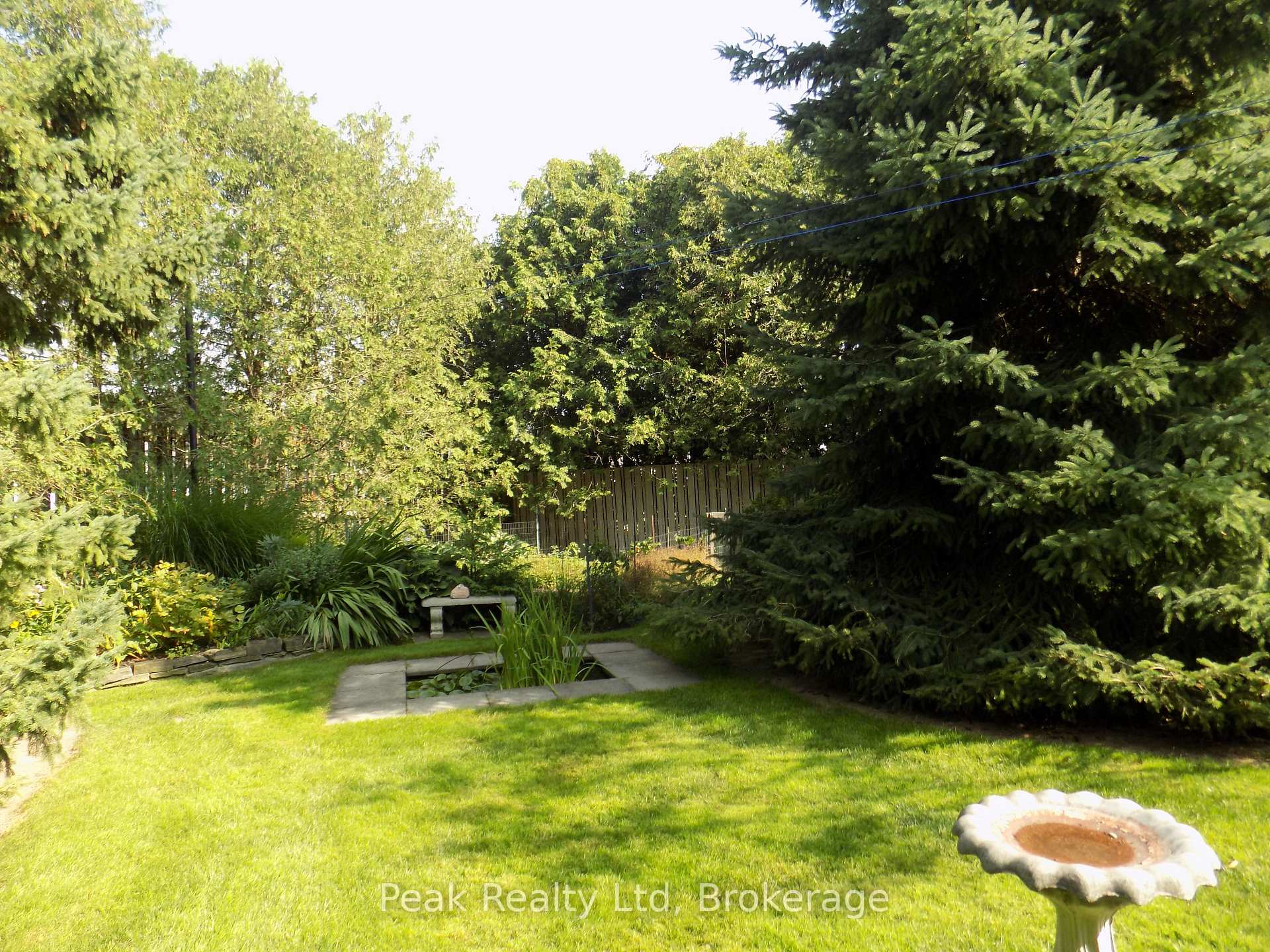 Photo 5 of 835 York Avenue N, North Perth, Listowel — HOMEH